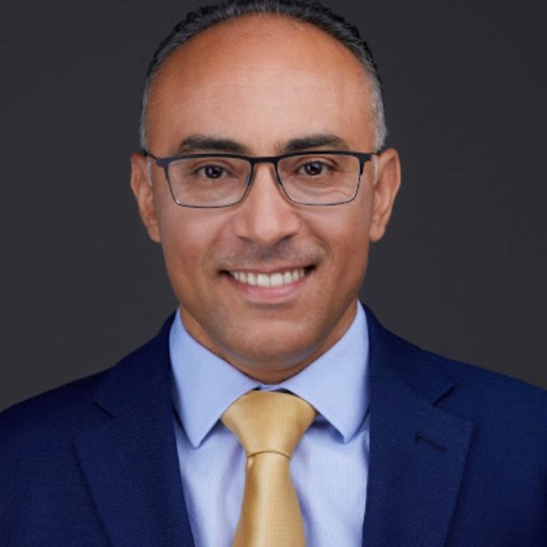 dr alan yassin dental implant specialist tukwila